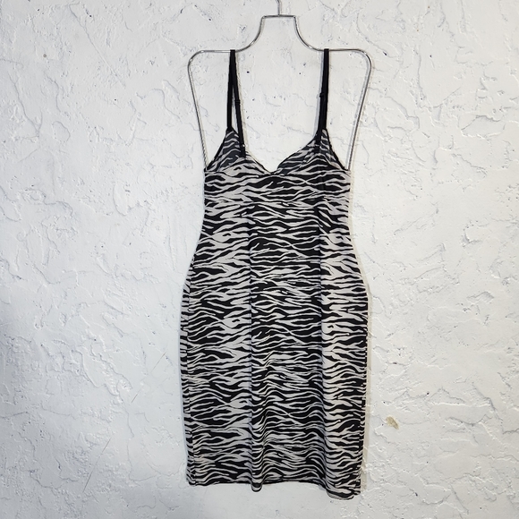 Natorie Josie vintage zebra stretchy midi sleepwear / dress size medium - Picture 3 of 9